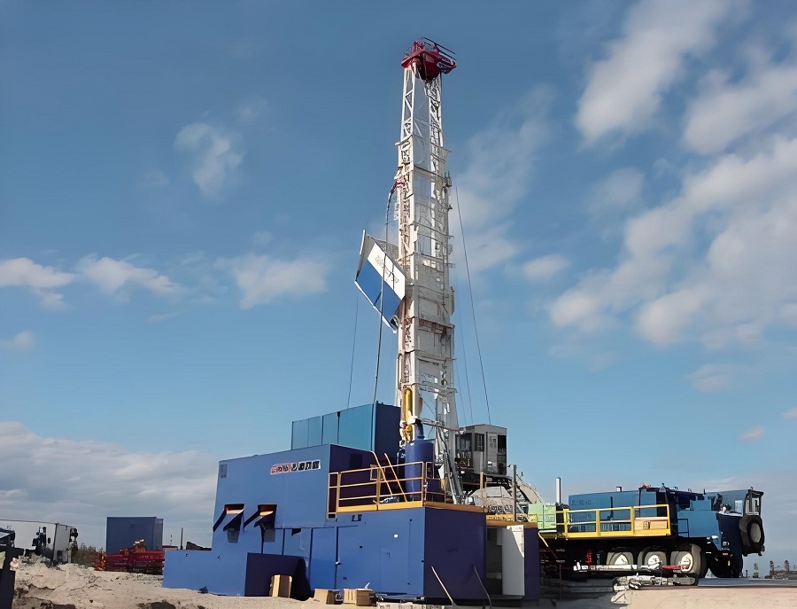 Cold whether wheel rail drilling rig oilfield equipment